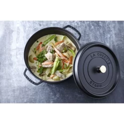 Staub Cocotte 28 Cm, Rund, Schwarz, Gusseisen 10 Staub Cocotte 28 Cm, Rund, Schwarz, Gusseisen -STAUB Küche 000017831