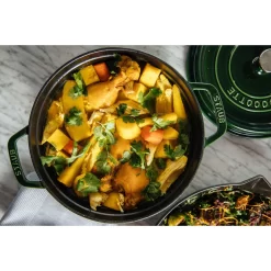 Staub Cocotte 24 Cm, Rund, Basilikum-Grün, Gusseisen 6 Staub Cocotte 24 Cm, Rund, Basilikum-Grün, Gusseisen -STAUB Küche 000019329