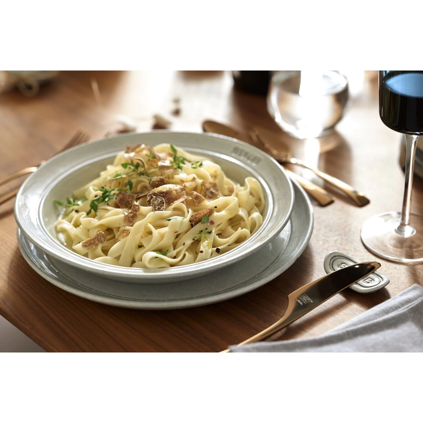 Staub Teller 24 Cm, Keramik, Weisser Trüffel 2 Staub Teller 24 Cm, Keramik, Weisser Trüffel – Bild 2