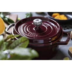 Staub Cocotte 24 Cm, Rund, Grenadine-Rot, Gusseisen 8 Staub Cocotte 24 Cm, Rund, Grenadine-Rot, Gusseisen -STAUB Küche 424422044